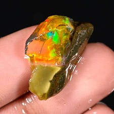 Naturel Éthiopien opal rough