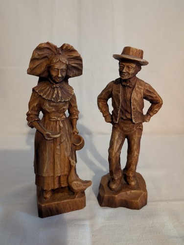 Couple figurines alsaciennes