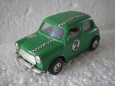 JOUET ANCIEN VOITURE MINIATURE AUSTIN MINI EN PLASTIQUE GOZAN VINTAGE