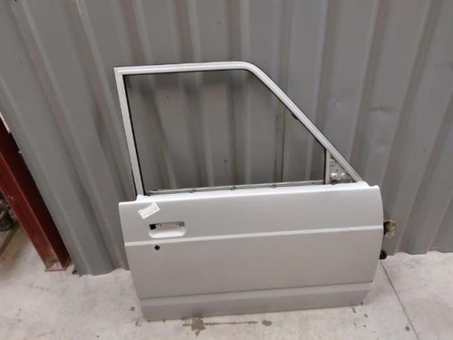 Porte avant droit nissan - porte,