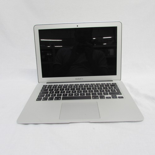 Apple macbook air - 13", (2015)