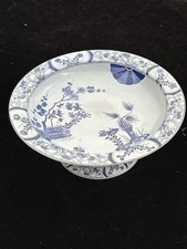 JOLIE COUPE SUR PIED EN