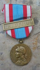 174e MEDAILLE Française