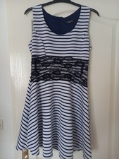 Robe rayée, évasée - Taille 36