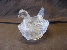 Très jolie poule miniature en