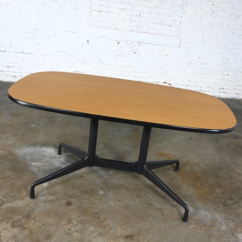 Eames herman miller - eames,