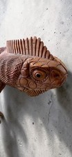 Magnifique iguane en bois