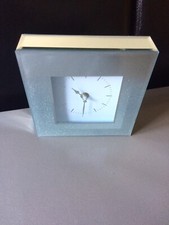 Horloge miroir 5 faces - dim: 18x18 cm / Ep: 5 cm