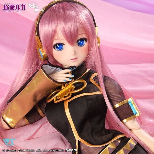 Rare megurine luka volks - rare!,