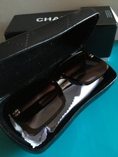 Paire lunettes soleil - lunettes, de