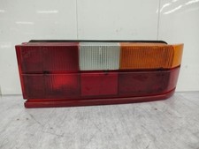 Feu arriere principal droit