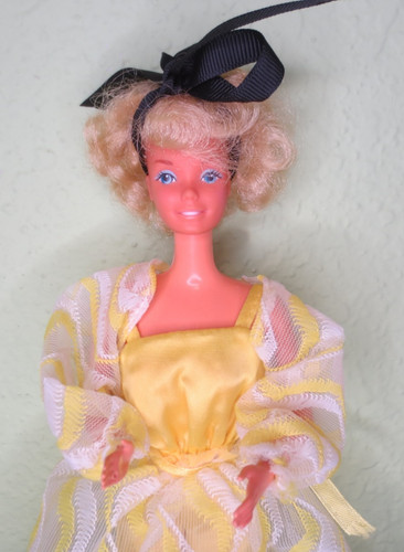 Gorgeous vintage pretty - gorgeous,