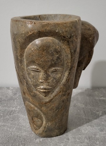 Vase pierre mbigou - en, gabon