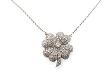 COLLIER PENDENTIF FLEUR CAMELIA OR BLANC 18K 119 DIAMANTS 1.63CT 9.3GR NECKLACE