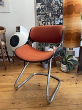 Rare chaises vintage Etienne