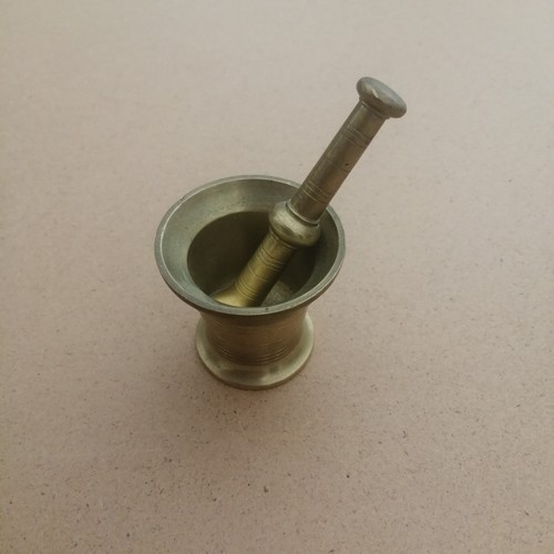 Mortier pilon laiton ou - en,