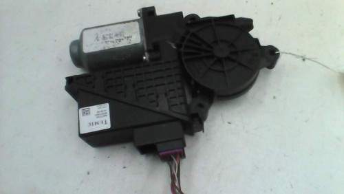Moteur leve vitre arriere
