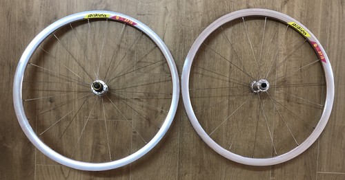Jeu roues vélo - roues,