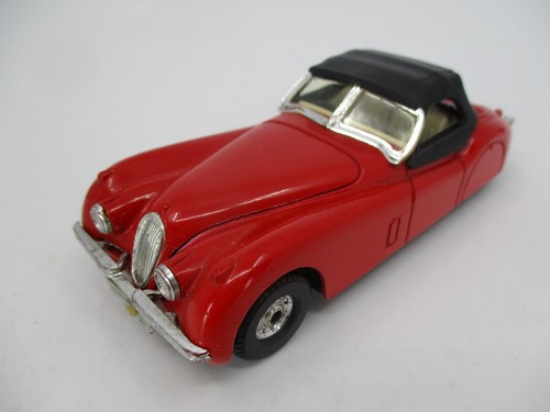 Av227 corgi 36 jaguar - corgi,