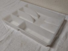 Range couverts en plastique  31 x 26 cm