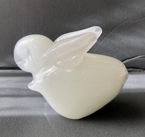 Vintage art glass milky green - art,