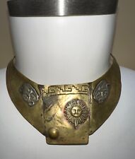 Ancien collier en laiton et