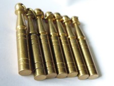 1 SEULE QUILLE EN BRONZE  / SERVICE MILITAIRE GUERRES INDOCHINE ALGERIE + APRES