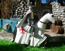 Soldat plomb MOYEN-AGE:   Le CHEVALIER du SAINT SEPULCRE , XIIème Siècle...no 68