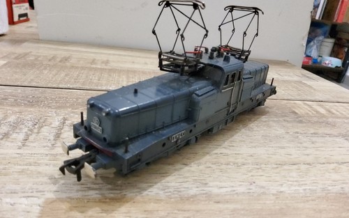 Locomotive 12040 - bb,