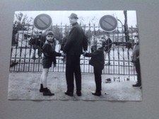 GEORGES GUETARY et ses Enfants -   PHOTO DE PRESSE ORIGINALE 13x18cm