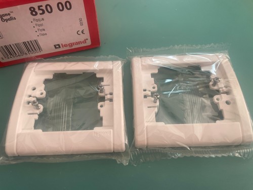 Lot plaques legrand - 2,