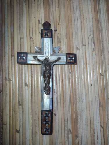 Crucifix ancien marqueterie - crucifix, en