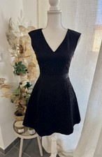 Robe Noir À Motifs Jacquard