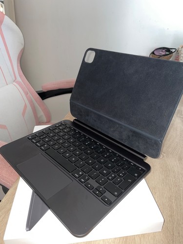 Apple magic keyboard - magic, ipad