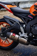 silencieux akrapovic