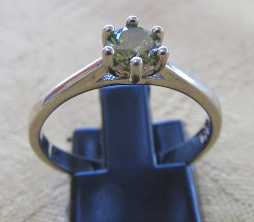 Bague solitaire pierre
