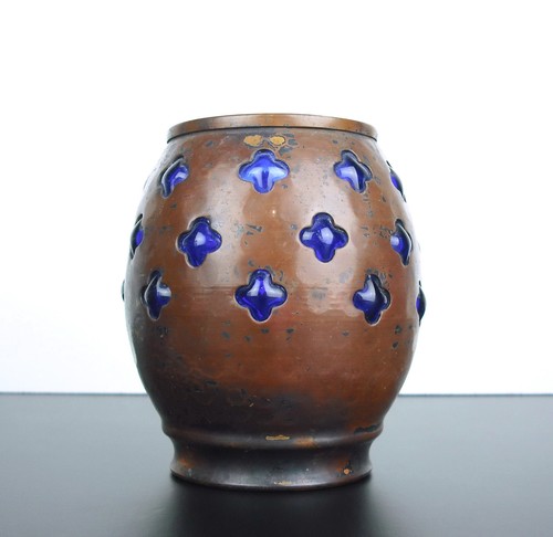 Petit vase cuivre - et, verre
