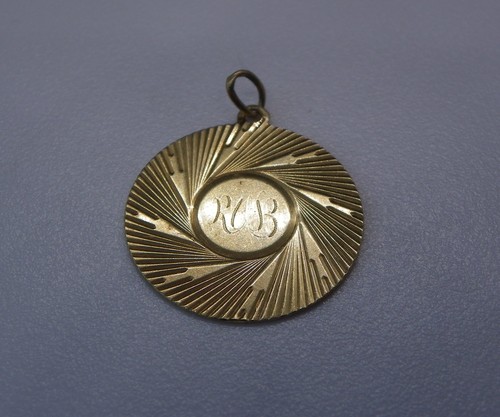 Très beau pendentif - or,