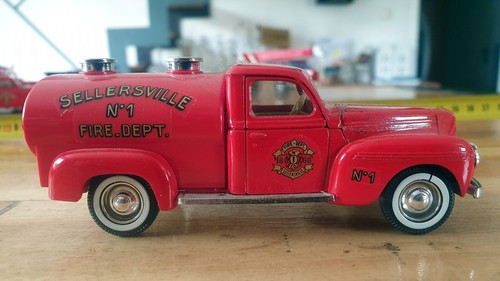 Pompiers camion sapeurs - -,