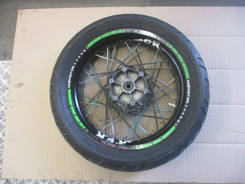 Roues arrière avec pneu - , bon