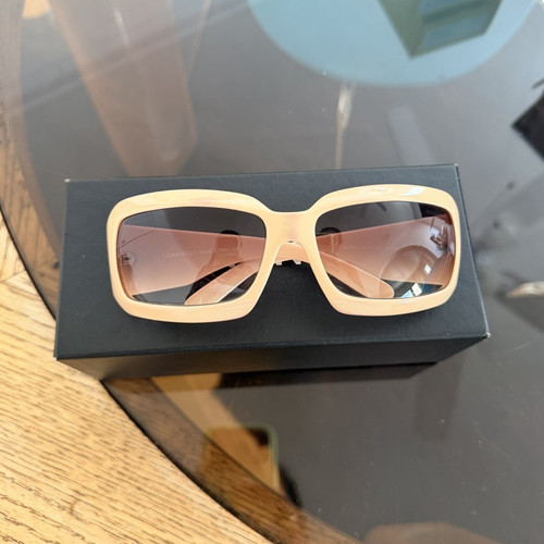Chanel mother pearl - mother, of