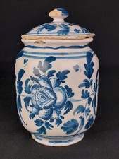 Majolique pot couvert fin XVIII Italie Espagne a Identifier