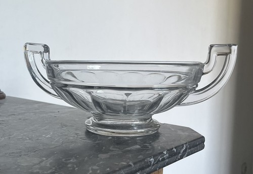 Grande coupe sur - , pied