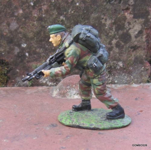 Soldat altaya frontline - soldat,