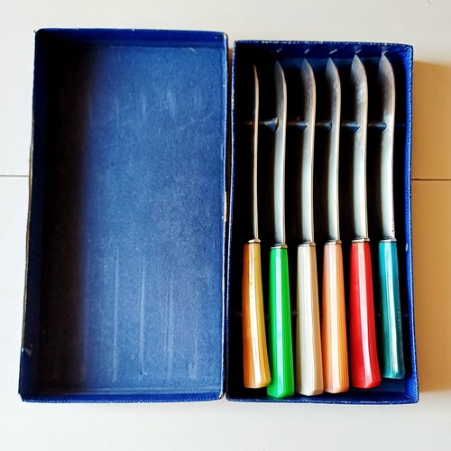 Lot couteaux boitier - de,