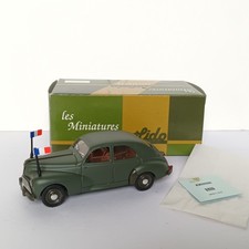 Peugeot 203 militaire armée