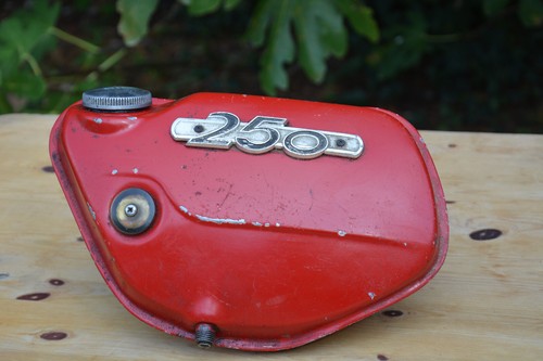 Suzuki 250 annee - suzuki, t