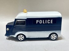 MINIALUXE Fourgon Type HY.  POLICE.  1/32.