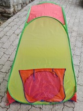 TENTE pour enfant / Dimensions base carrée 0,80 m / H 1,05 m / sac de rangement