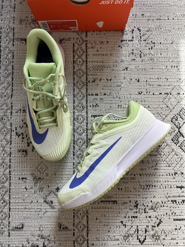 Chaussure tennis nike zoom - tennis,